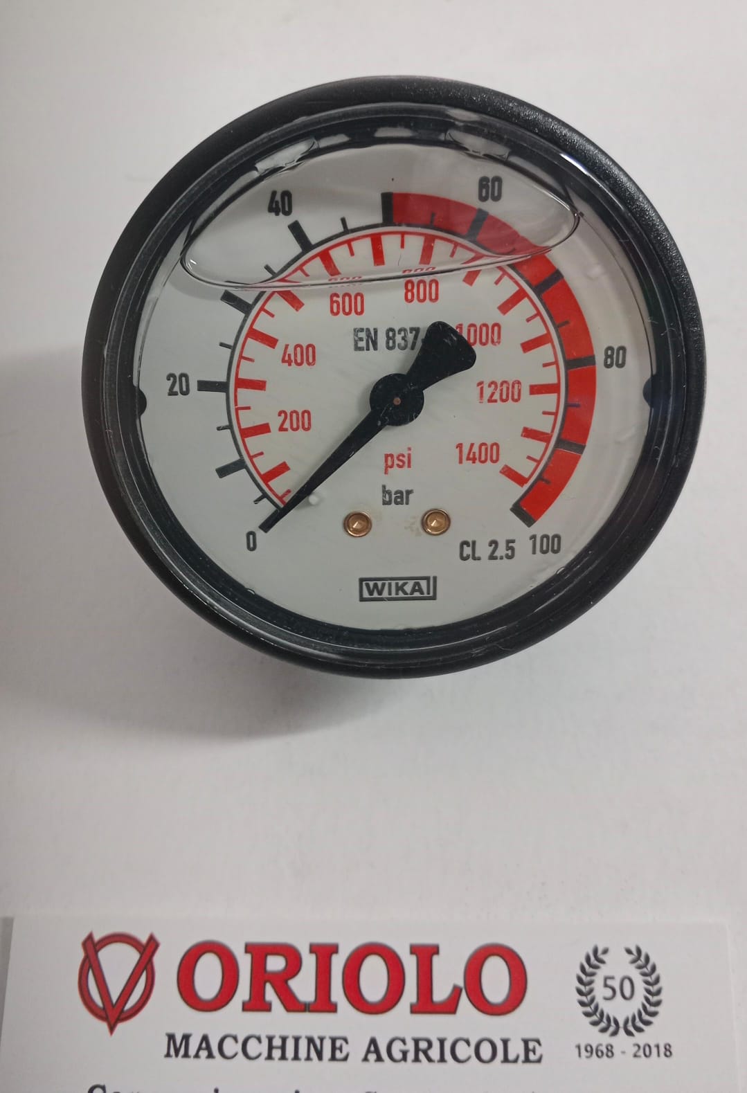 MANOMETRO ORIZZONTALE IN PLASTICA CON GLICERINA D 62 MAX 100 Bar